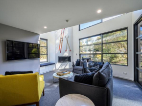 Pilot 01 Chalet, Thredbo Village